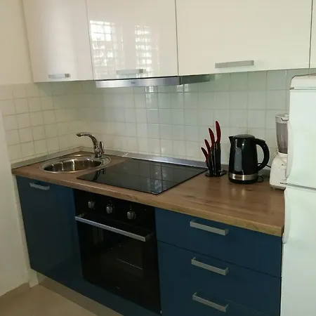 Nora Villa Pisak